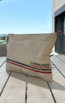 Pochette en voile de bateau N°11