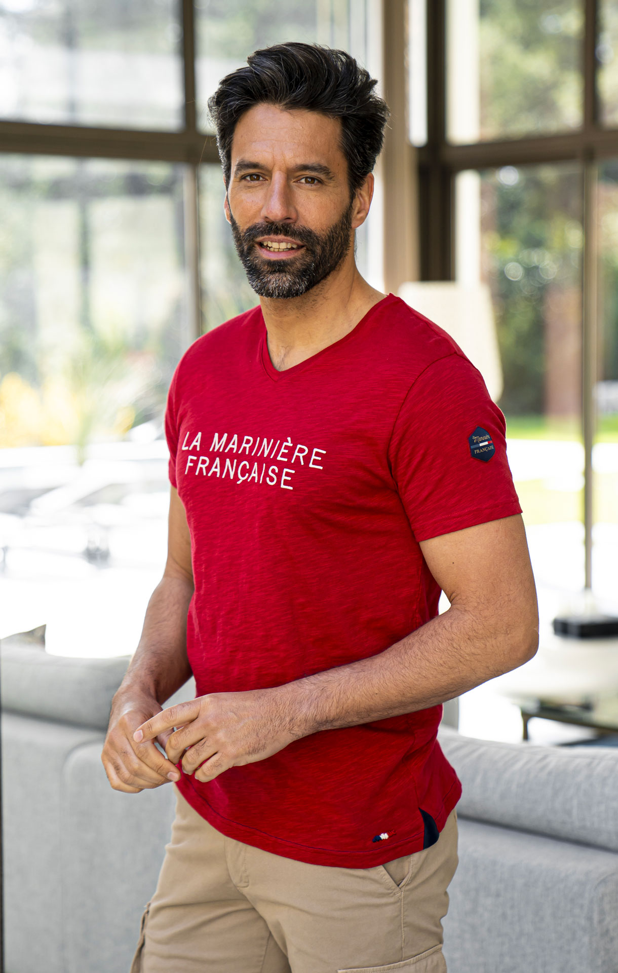 Tee-shirt homme col V MICHEL ROUGE – La Marinière Française